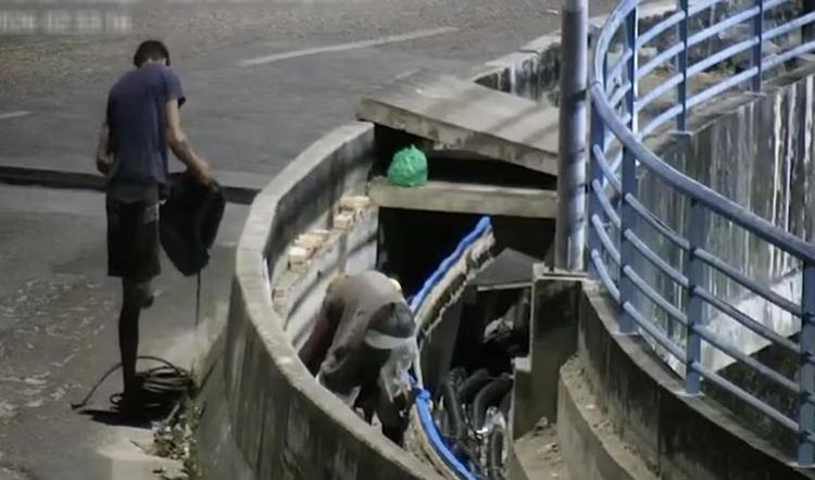 Câmeras de segurança flagram furto de fiação na Ponte Aracaju/Barra;  suspeito é preso