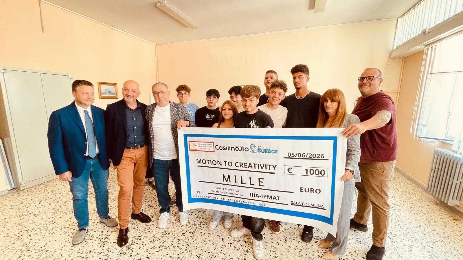 Sala Consilina, la mobilità sostenibile vince con il “Cicerone”: due studenti trionfano al concorso Motion to Creativity