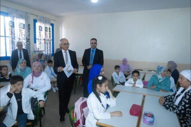 إطلاق عملية تجهيز المدارس الابتدائية بالمغرب بـ60 ألف “ركن للقراءة”