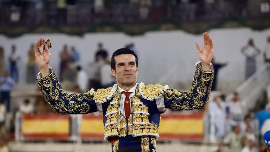 Emilio de Justo encuentra agua en el desierto en la Feria de Málaga