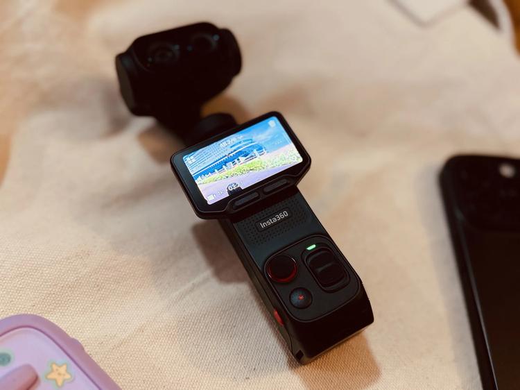 Insta360 Luna Ultra