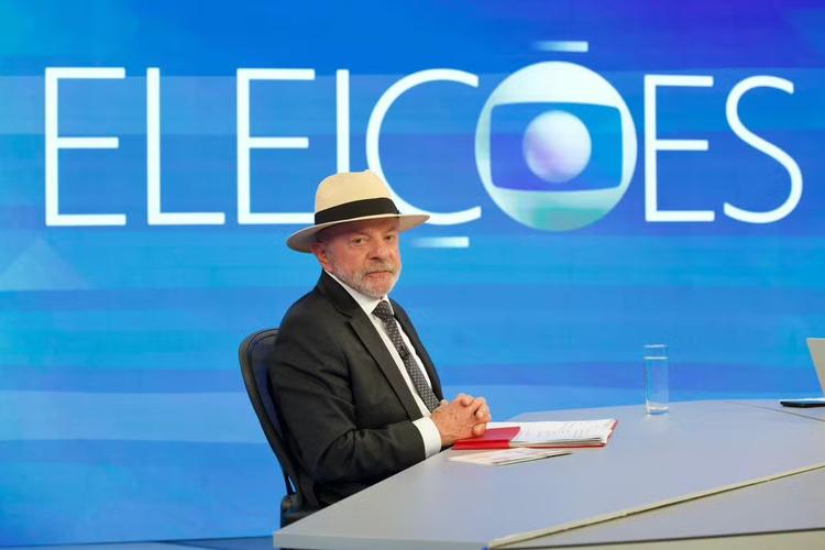 Lula, candidato à reeleição pelo PT, concede entrevista à Globo