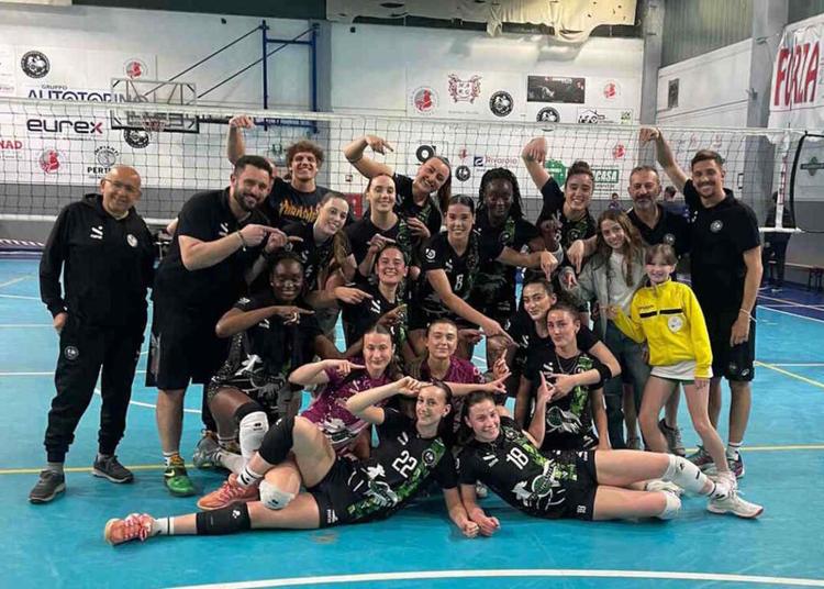 RIVAROLO – In casa della Finimpianti Rivarolo Volley arriva la capolista