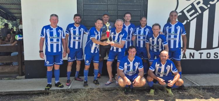 Cer Santos sedia quadrangular de futebol master