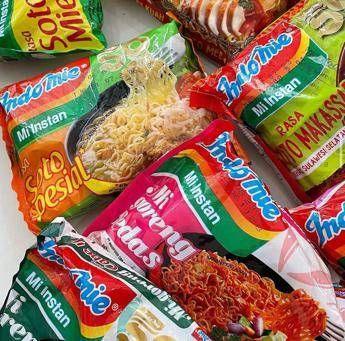 Noodles istantanei nuova mania, il medico nutrizionista: "Non li boccio, anzi"