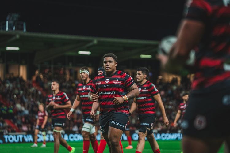 La Mêlée du Jour (19/04) : Toulouse réagit à Castres (42-25), calvaire pour Bayonne et Montpellier se fait peur
