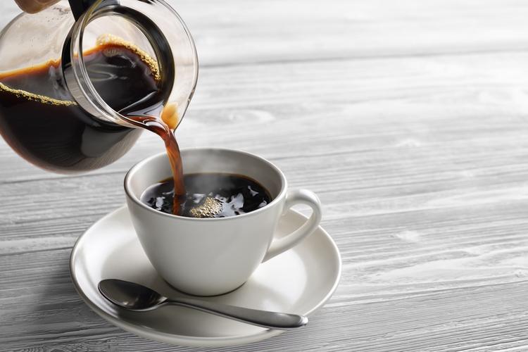 Quanto café é saudável tomar por dia?