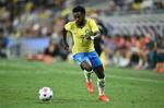 Raphinha manda, Vinícius no carbura: Brasil refleja la realidad de las estrellas de Barça y Madrid