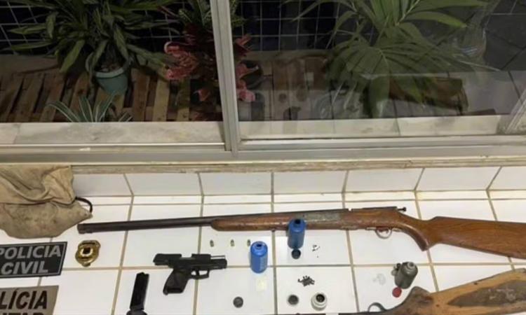 Suspeito de tentar matar pai e atacar esposa grávida com faca morre em confronto com policiais na Bahia