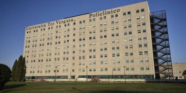 Roma, sedicenne picchia la madre e chiama il 112: la donna muore in ospedale