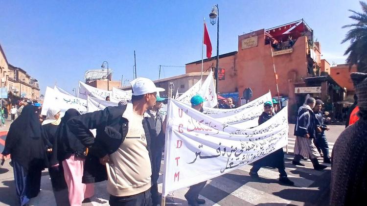 بالصور.. انطلاق المسيرات العمالية بمناسبة عيد الشغل بمراكش