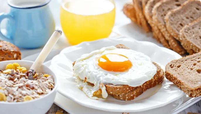 تناول الإفطار يساعد في اكتساب المرونة النفسية