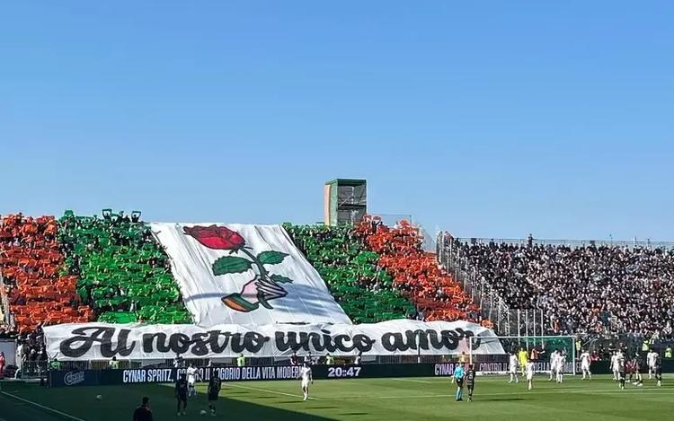 Venezia in Serie A, festa anticipata: pari a Spezia e ko Monza decisivo