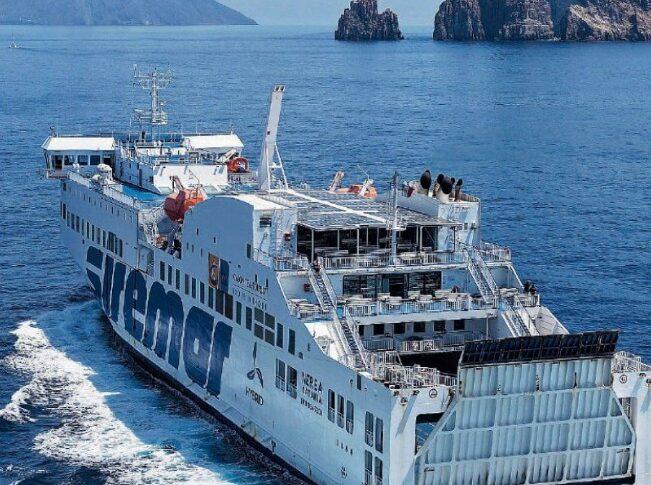 Isole minori siciliane, stangata estiva sui traghetti: scattano i rincari del 18% per tariffe e residenti