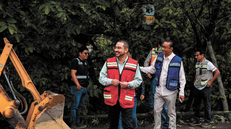 ¡Pavimentan con concreto hidráulico la Yautepec-Tepoztlán para acabar con los baches!