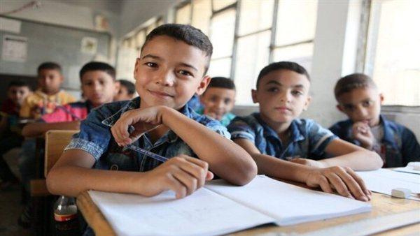 من تقليص الخدمات إلى إغلاق المدارس... "الأونروا" تضيّق على لاجئي لبنان