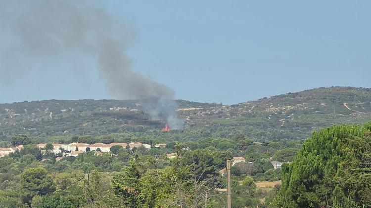 Hérault : incendie en cours à Poussan