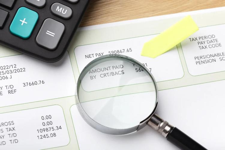 Une date d’ancienneté sur le bulletin de paie ? Valable jusqu’à preuve contraire…
