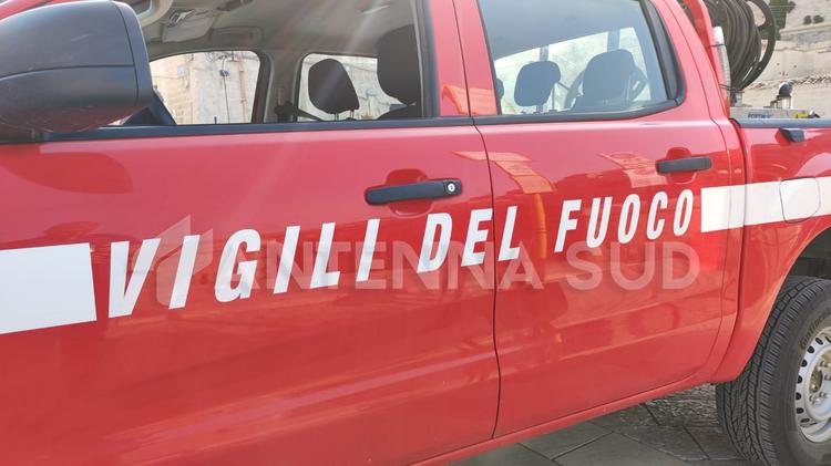 Ugento, 66enne avvolto dalle fiamme per spegnere un rogo