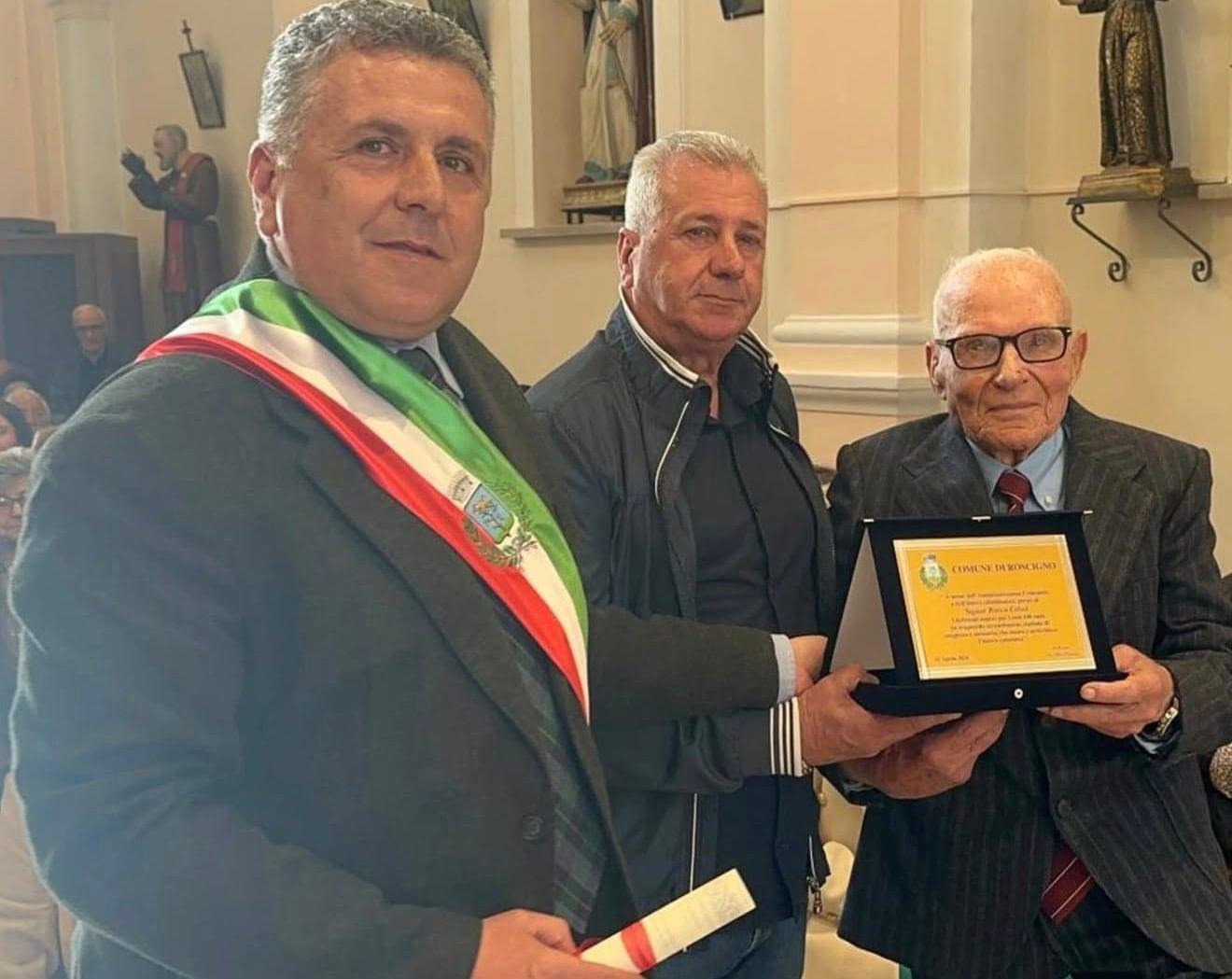 Un secolo di vita e valori: Roscigno celebra i 100 anni di zio Rocco