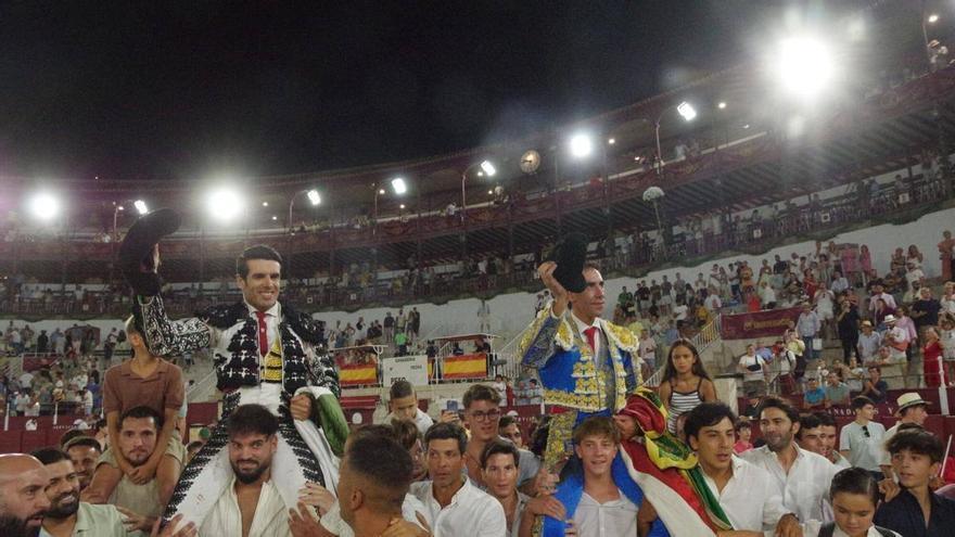 De Justo y Fortes conquistan una tarde de verdad y emoción en la Feria de Málaga con los toros de Victorino Martín