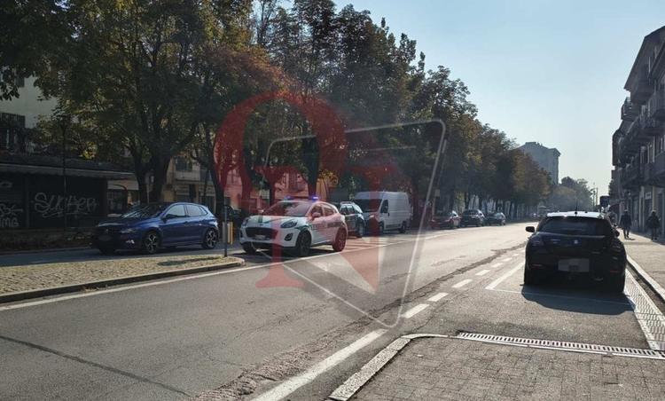 rivarolo canavese bicicletta urtata da auto in piazza chioratti