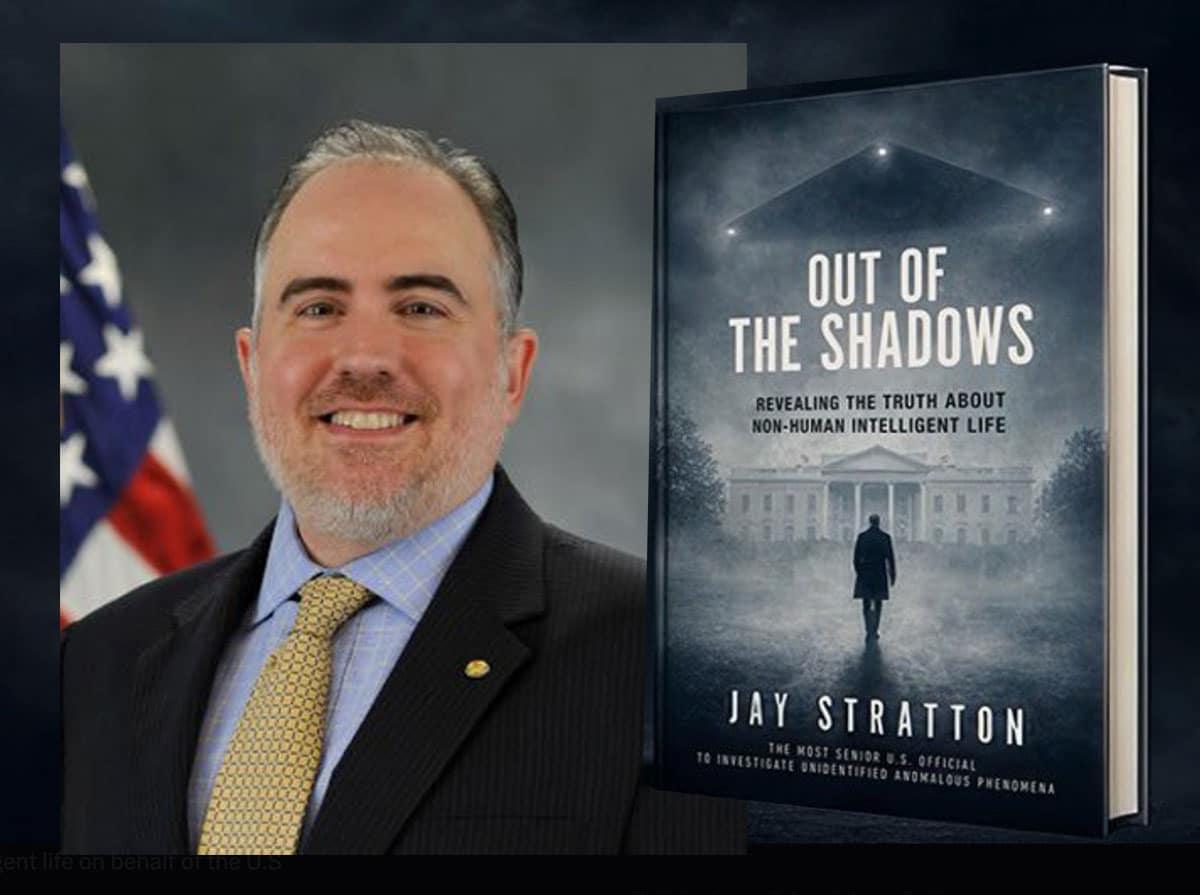 „Out of the Shadows“: Direktor der US-UFO-Task Force veröffentlicht Memoiren