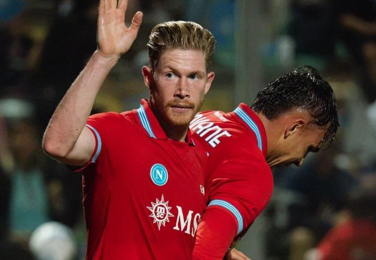 Gazzetta – De Bruyne sembra rinato sotto la gestione Allegri: vuole riprendersi il Napoli