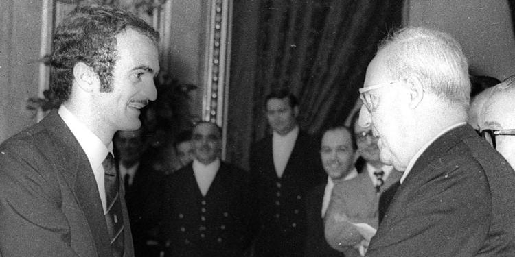 "Lascia un segno indelebile nella nazione". Il mondo del calcio e della politica ricordano Sandro Mazzola. Lunedì i funerali a Milano