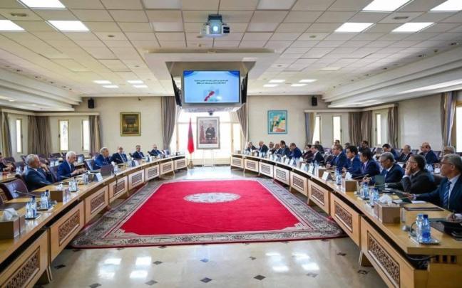 عبد الوافي لفتيت يترأس لقاءً تشاورياً مع الأحزاب السياسية استعداداً للانتخابات  التشريعية