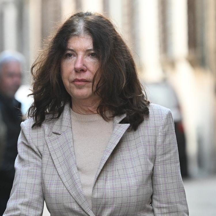 Viareggio: inseguì e travolse col Suv lo scippatore, Cinzia Dal Pino condannata a 18 anni