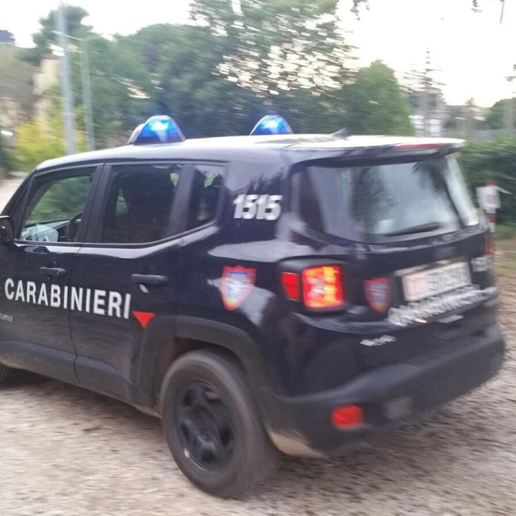 Uccide moglie e figlio col fucile. Fermato un uomo di 60 anni