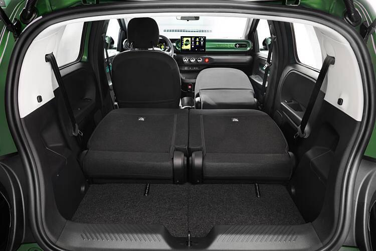 Nuova Renault Twingo E-Tech è campione di sicurezza: ben 24 ADAS disponibili