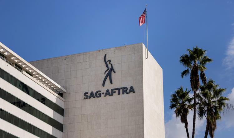 SAG-AFTRA alcanza un acuerdo preliminar con los principales estudios