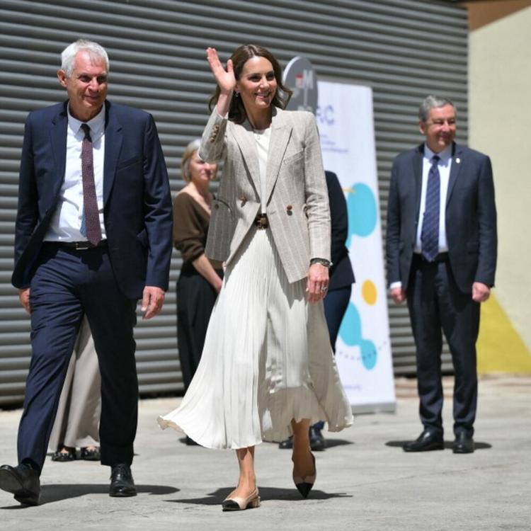 Kate a Reggio Emilia, la principessa gioca con i bimbi al centro Remida (VIDEO)