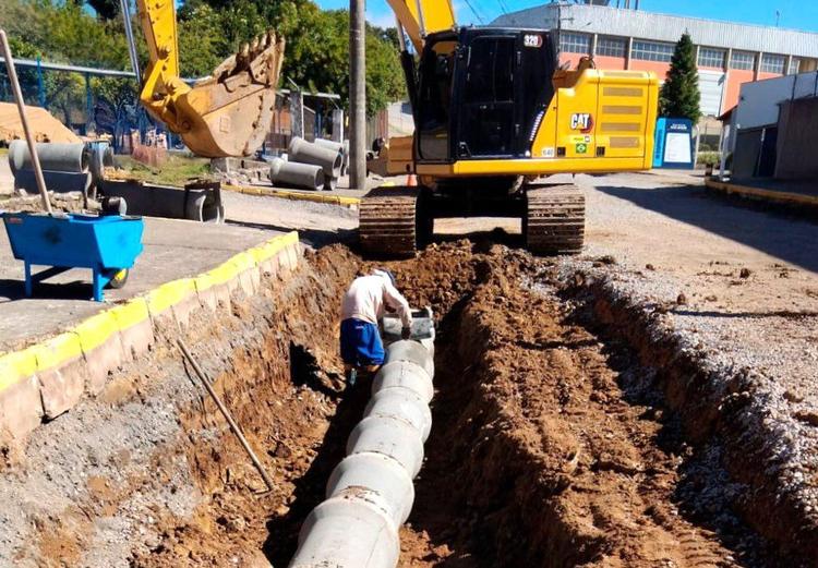 Nova drenagem marca avanço das obras na Avenida das Indústrias