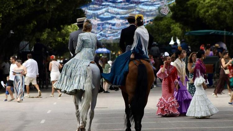 La Feria de Málaga que pasa de padres a hijos: una tradición que se hereda en el Real