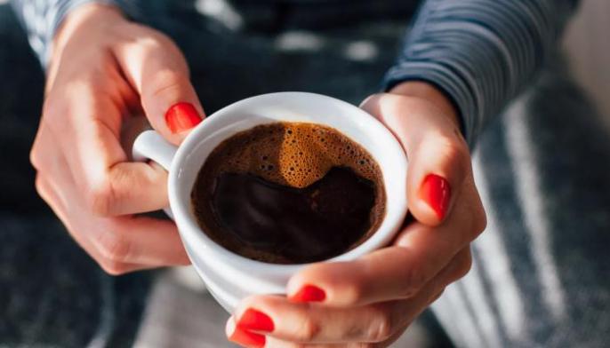 أسباب خفية وراء استمرار التعب رغم الكافيين
