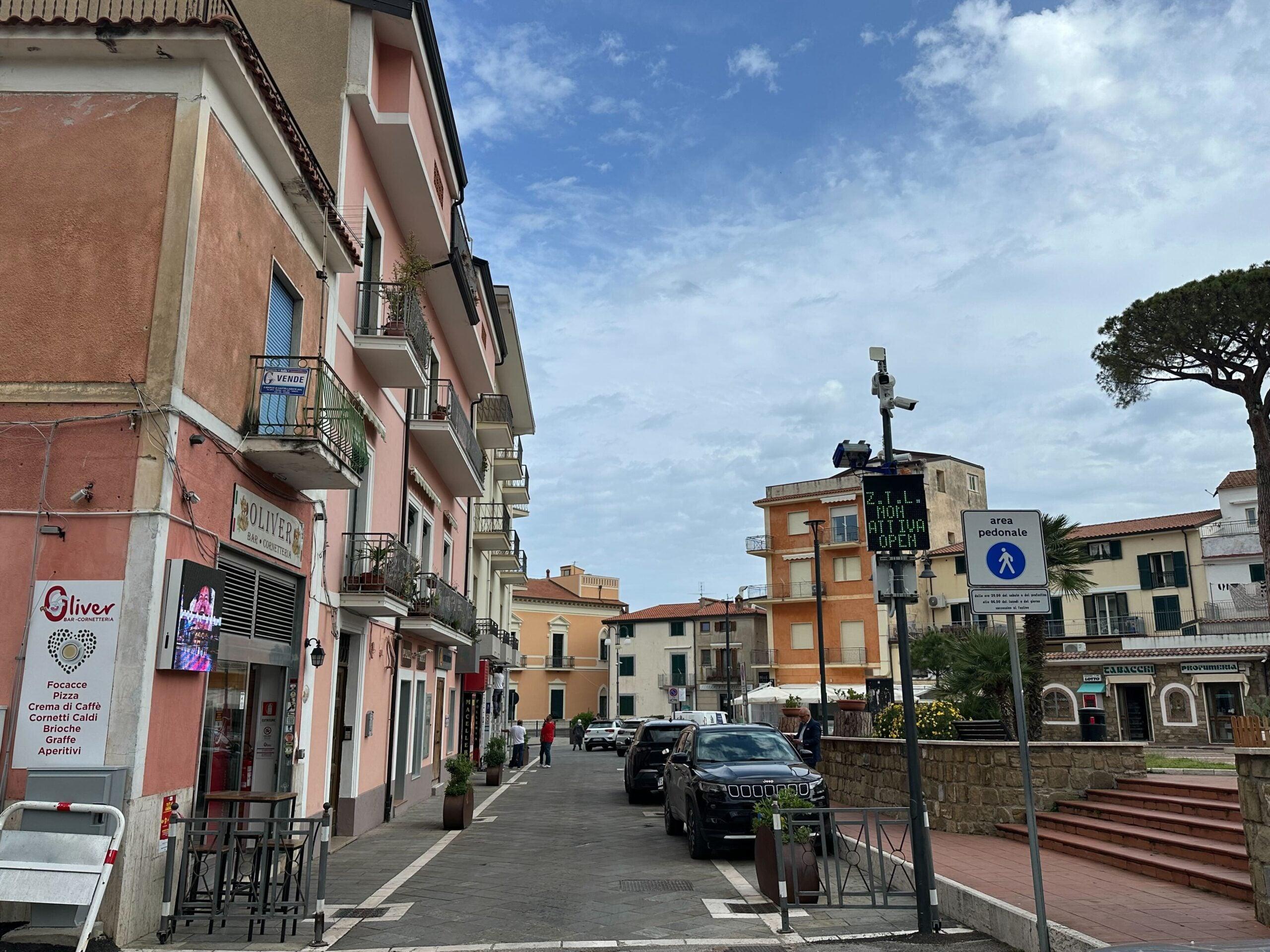 Castellabate, sicurezza 2.0: attivo il nuovo varco ZTL in Piazza Lucia