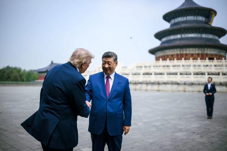 Xi Jinping recebe Donald Trump em Pequim: economia da China avança com densidade industrial e sistemas tecnológico-industriais sobrepostos (Foto: Daniel Torok / White House)