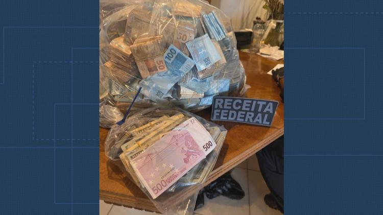 Agentes encontraram cerca de R$ 2 milhões em dinheiro dentro de piano na casa de auditora da fiscal