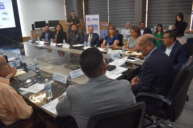 Entrega SEyD 242 equipos de cómputo a Universidades Tecnológicas y la Politécnica de Chihuahua