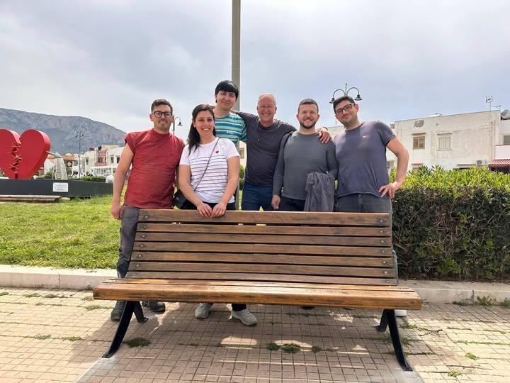 Questa mattina vogliamo augurarvi buona domenica dicendo grazie agli amici di Hospitality Pro ( www.hospitalitypro.it )...