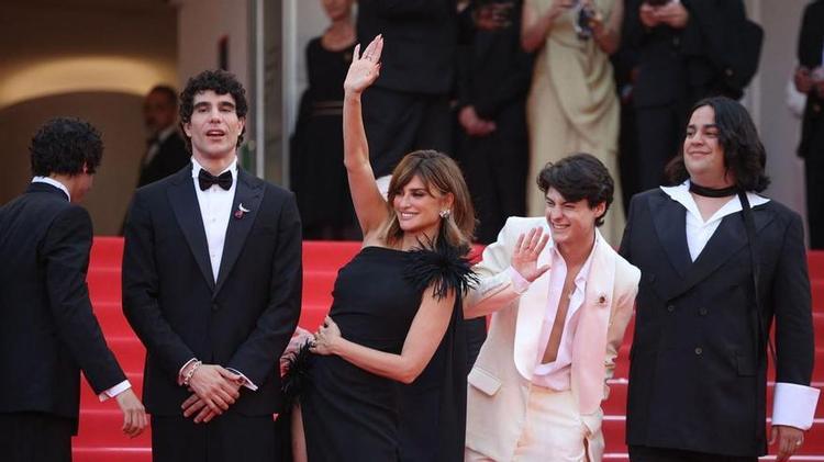 La epopeya lorquiana de los Javis apabulla en Cannes