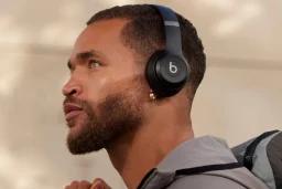 Beats Solo 4 On-Ear Headphones - Warm White (Open Box)