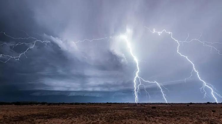 Météo : vers une forte dégradation orageuse ce week-end en Occitanie ?