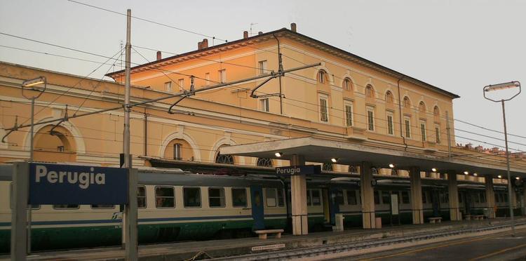 "Ha rapito mia figlia". Ma il gip esclude il sequestro e libera il gambiano