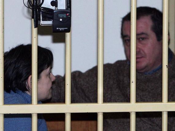 Strage di Erba, lo scoop delle Iene che smonta la prova chiave: "Ho visto Olindo e Rosa quella sera"