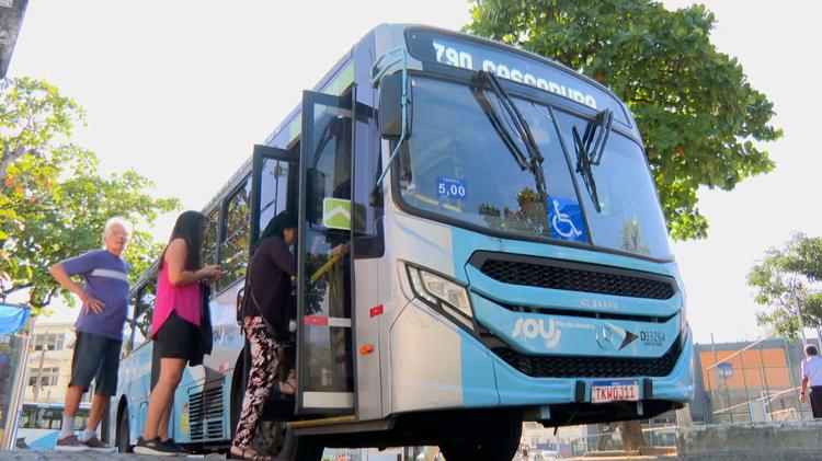 Ônibus do Rio registram 207 mudanças de itinerário por causa da violência em 4 meses; saiba quais as linhas mais impactadas