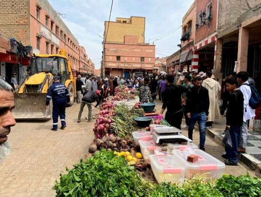 قائد الملحقة الإدارية الأولى بإمنتانوت يقود حملة ميدانية لتحرير الملك العمومي